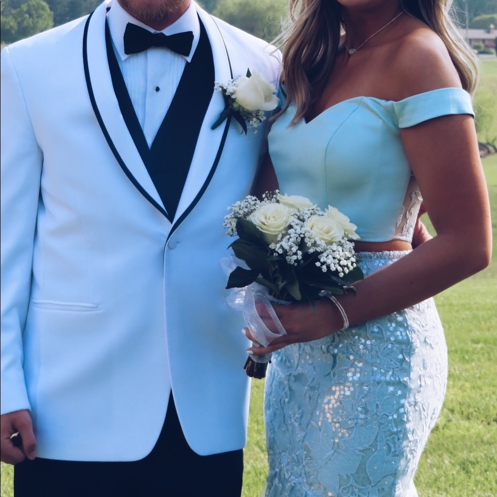Prom Dress! - Picture 8 of 8